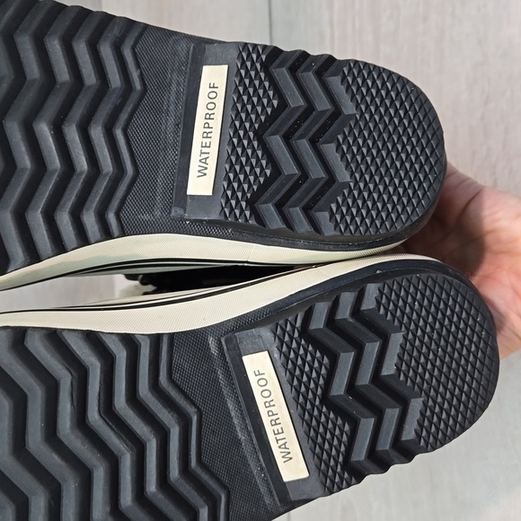 Sorel Women Caribou Waterproof Insulated lined boots rubber shoes sz 8 - Picture 15 of 15